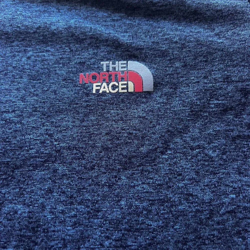 THE NORTH FACE ACTIVE SHORT SLEEVE SHIRT SMALL - Picture 3 of 6